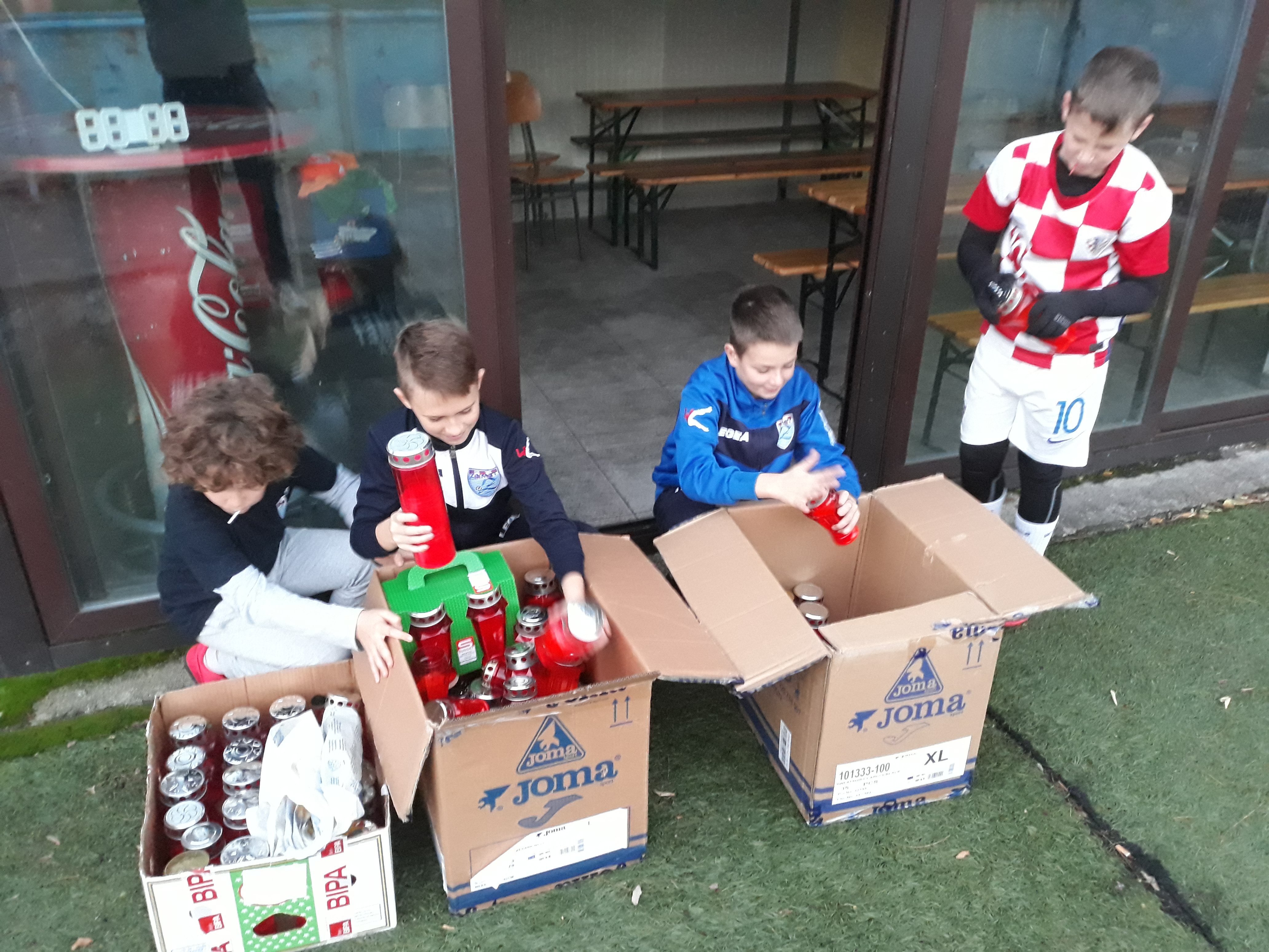 Više od kluba (105)