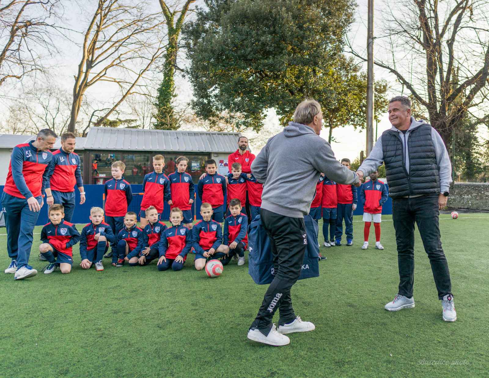 Više od kluba (106)