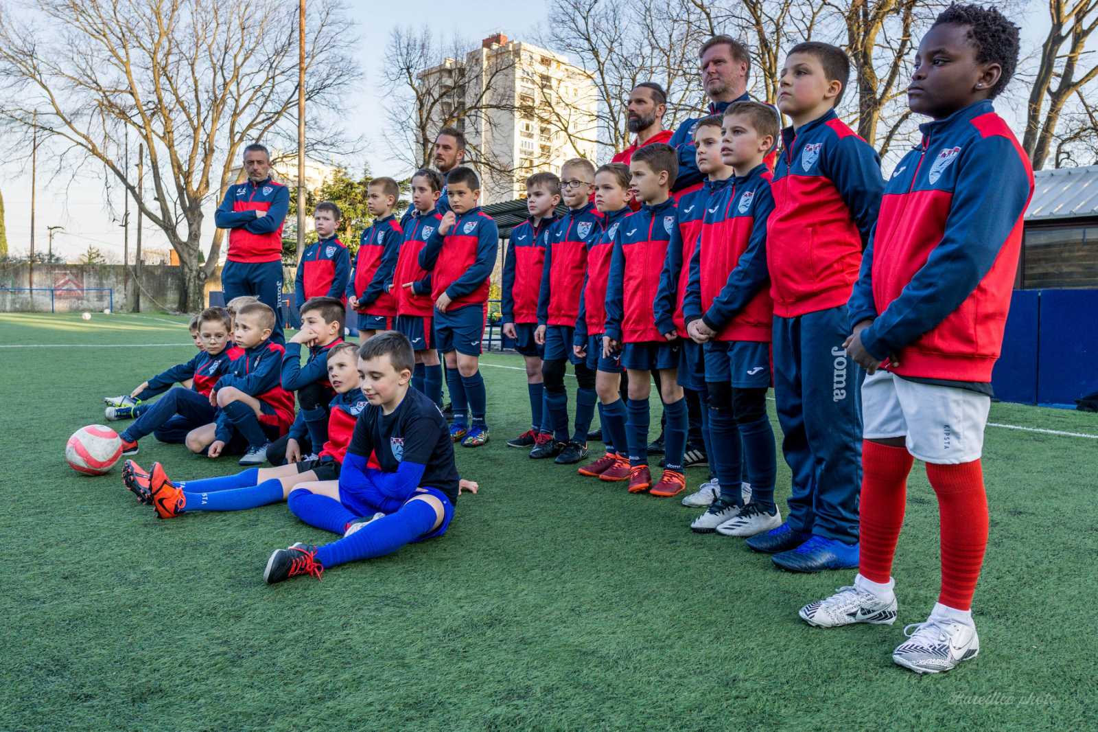 Više od kluba (107)