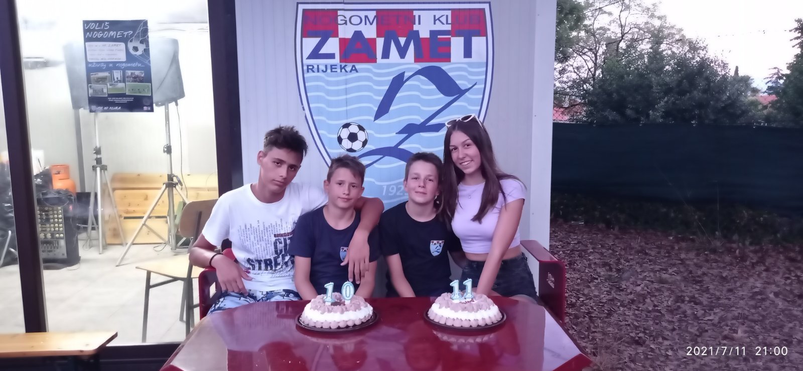 Više od kluba (108)