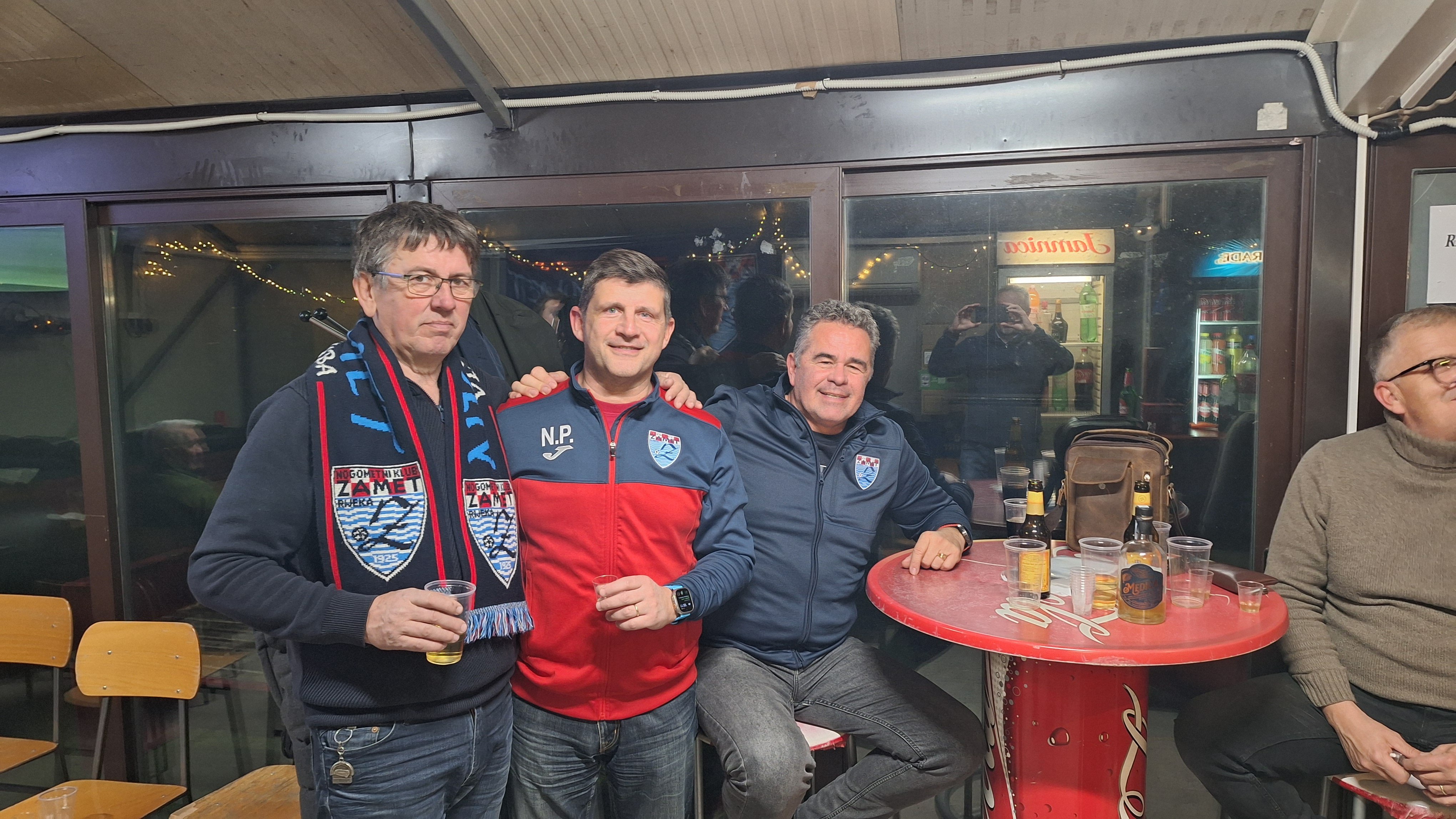 Više od kluba (148)