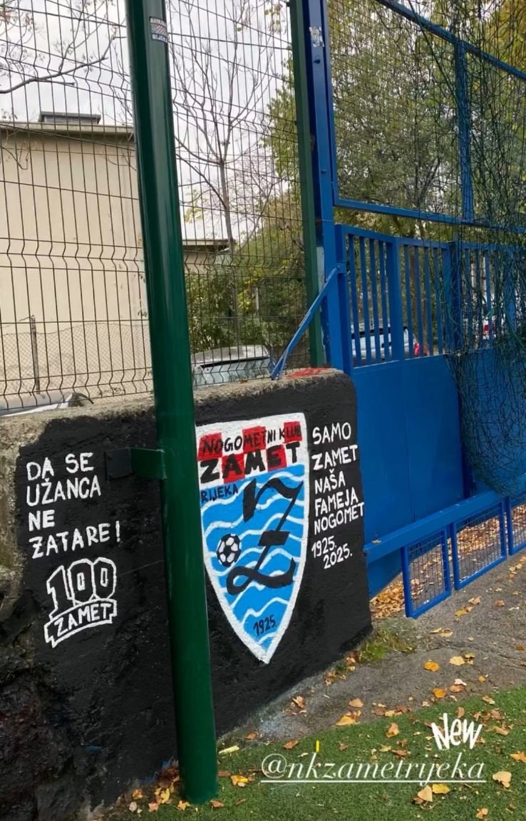 Više od kluba (221)