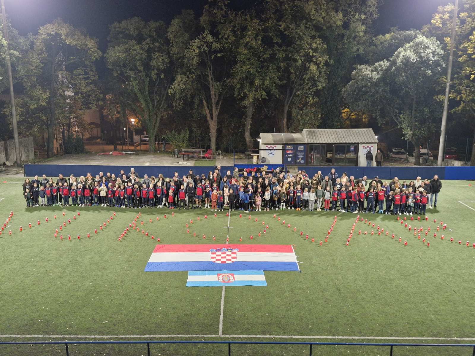 Više od kluba (131)