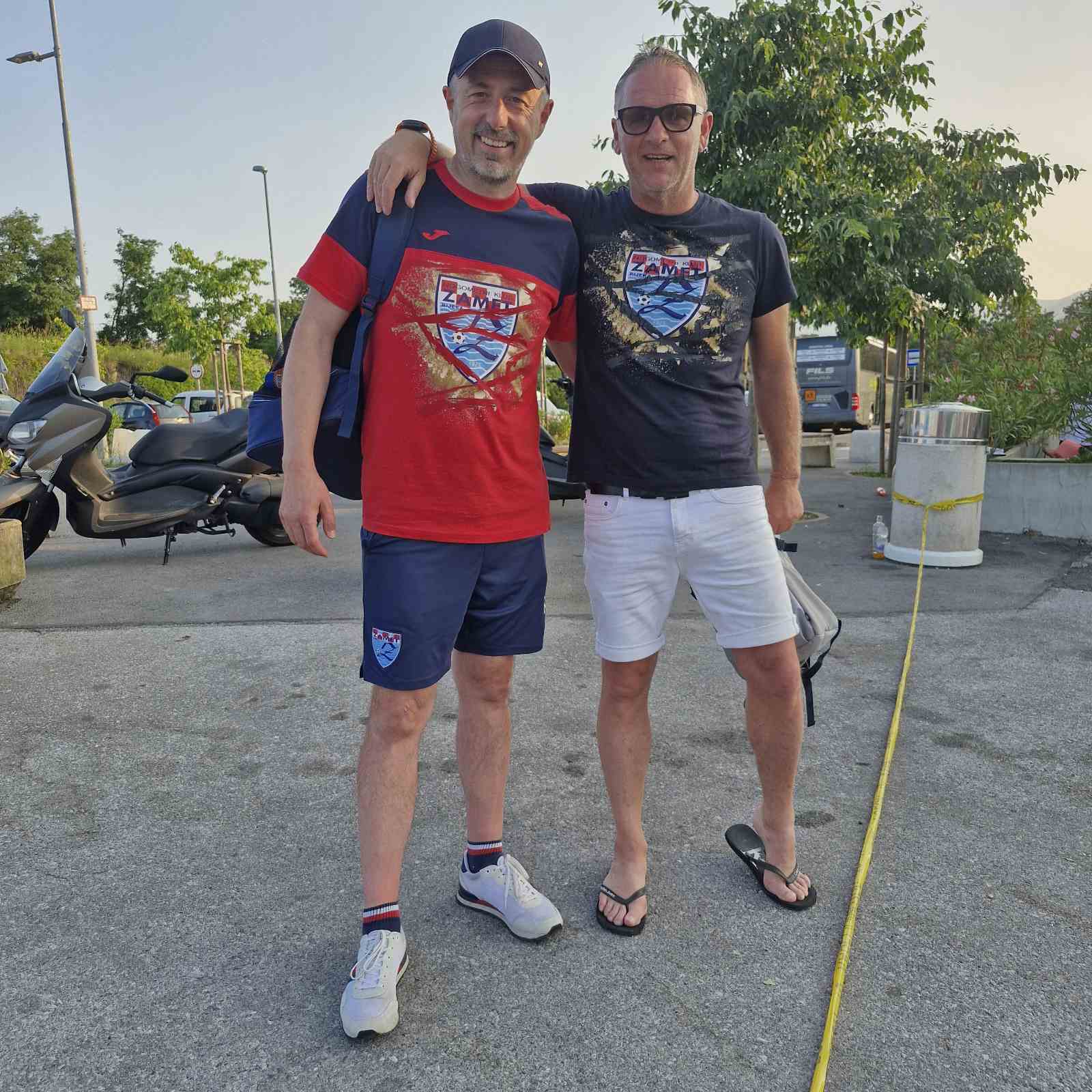 Više od kluba (214)