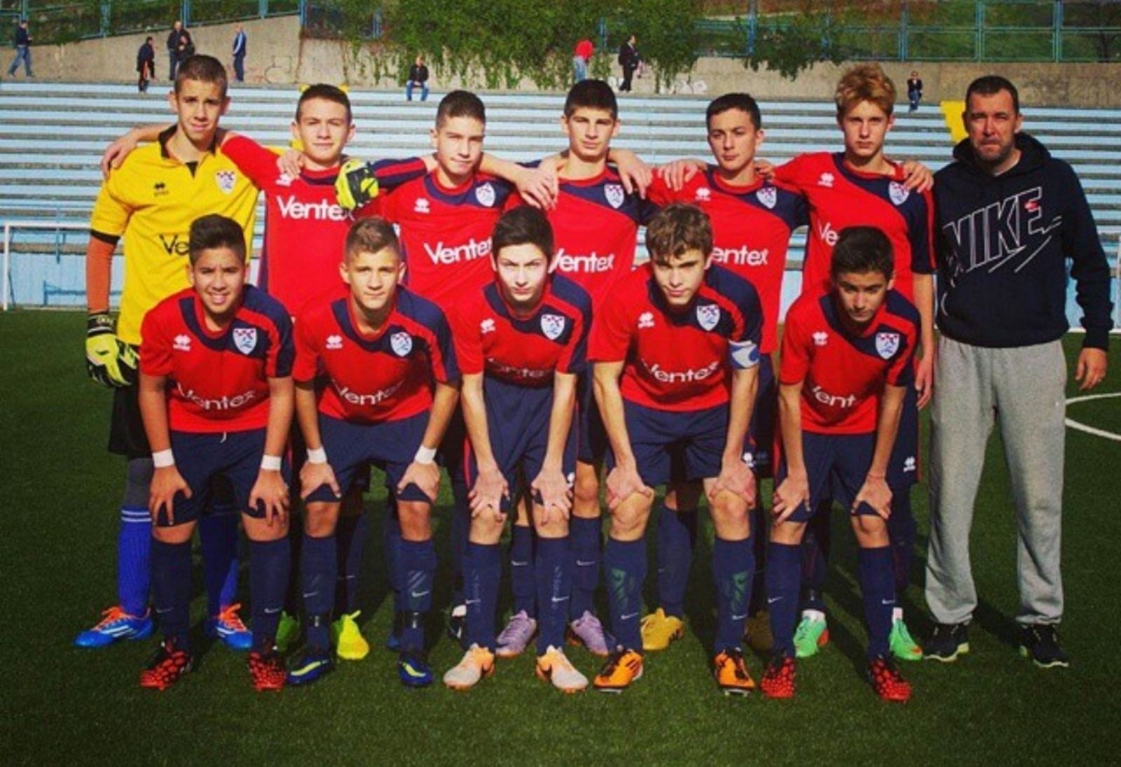 Više od kluba (169)