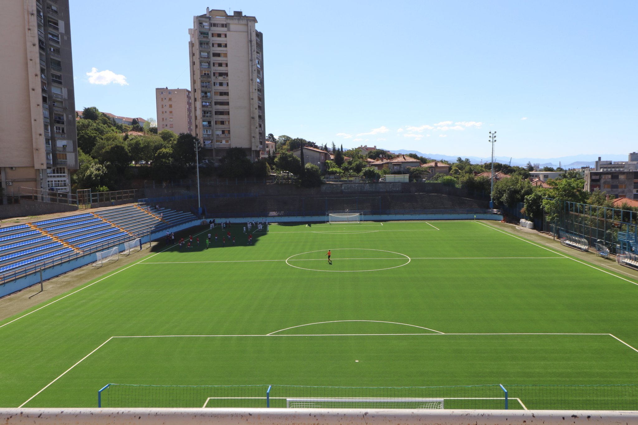 Nogometni stadion Robert Komen